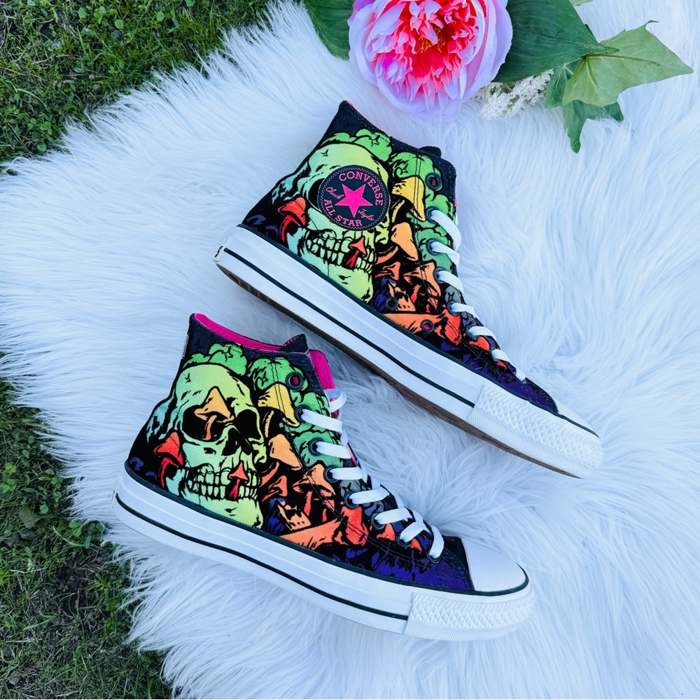 Converse Cons Skull Print Sneakers